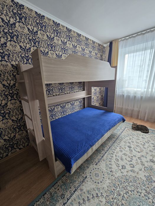 Двухъярусная кровать