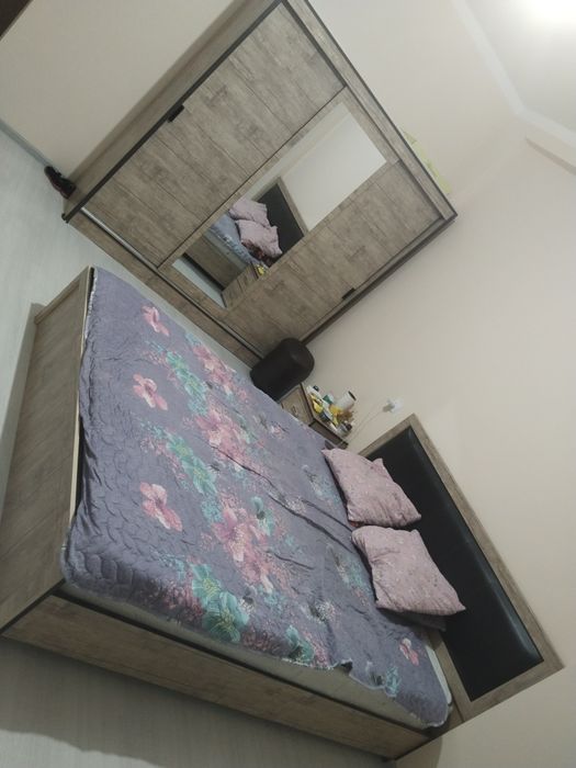 Spalni garnitur tremo haytek juda yaxshi saqlangan