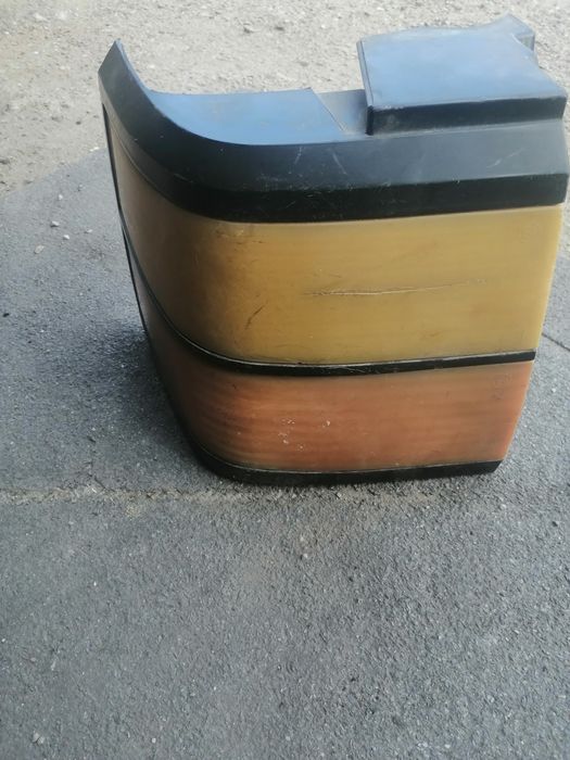 Продам задный фар пассат б3  3000 теңге