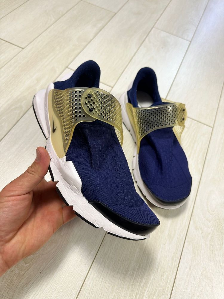 Nike shock dart. Bucuresti Sectorul 3 OLX.ro