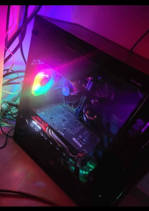 Vând pc i5 low gaming