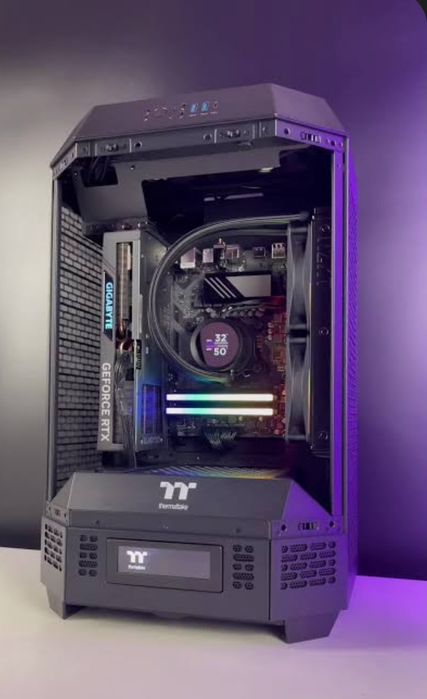 Carcasa Thermaltake Tower 300