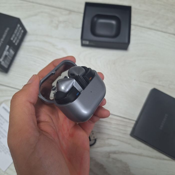 Samsung Galaxy Buds 3 Pro argintii