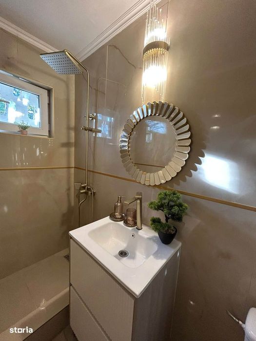 De vanzare apartament cu 2 camere, renovat,mobilat si utilat 53500euro