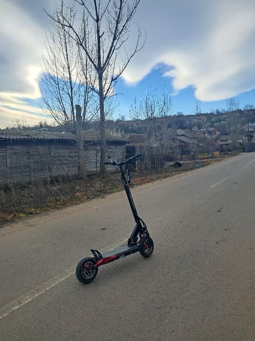 Vând trotineta electrica kugoo m4 pro