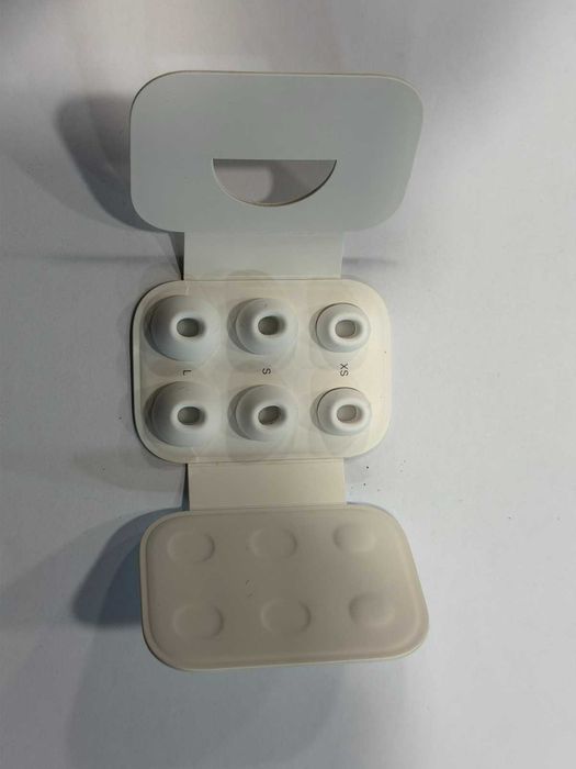 Apple AirPods Pro (2nd Generation)