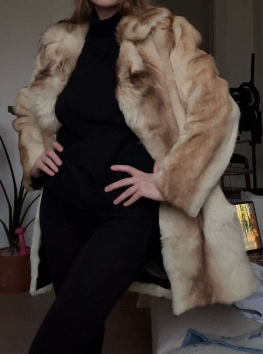 Натуральная лисья шуба, винтаж