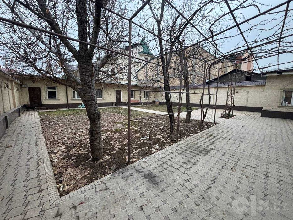 Участок под строительство. 6 соток. ц.Луначарского