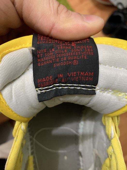 Vând adidasi  AIR Jordan 1 retro