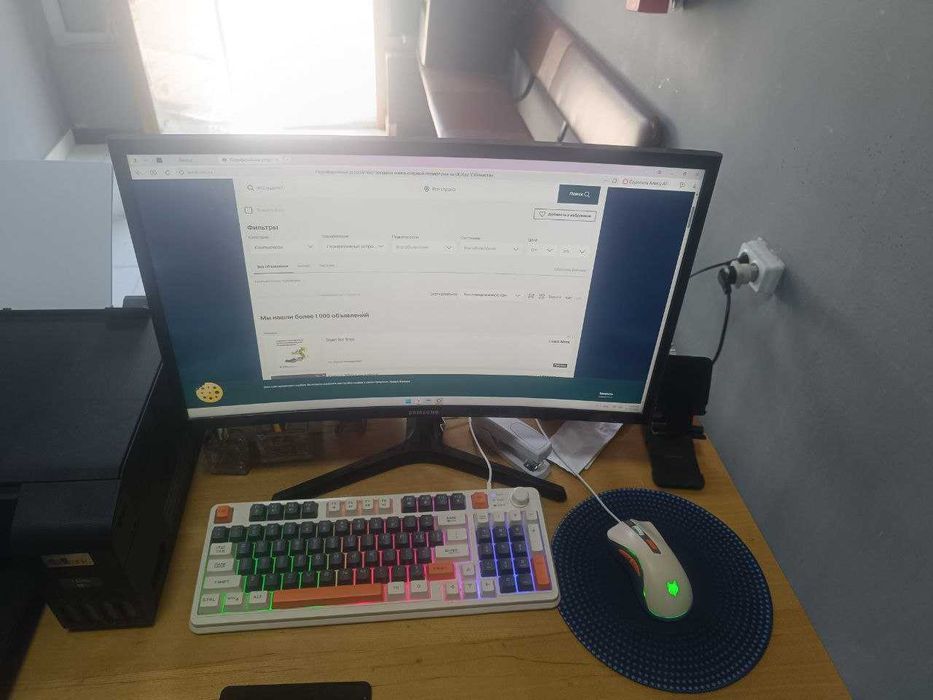 Igravoy kompyuter sotiladi  ideal umuman aybi yoq