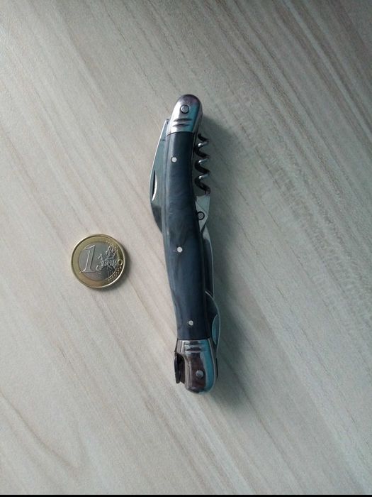Джобно ножче Лагиола