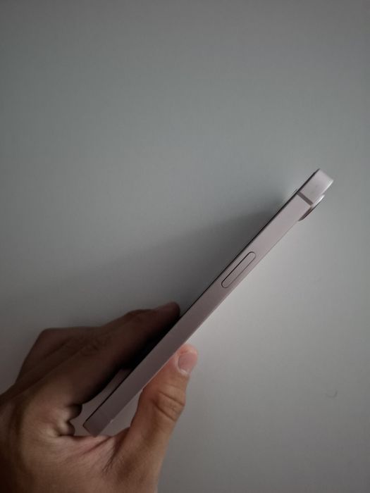 Iphone 17e заключен с ICloud