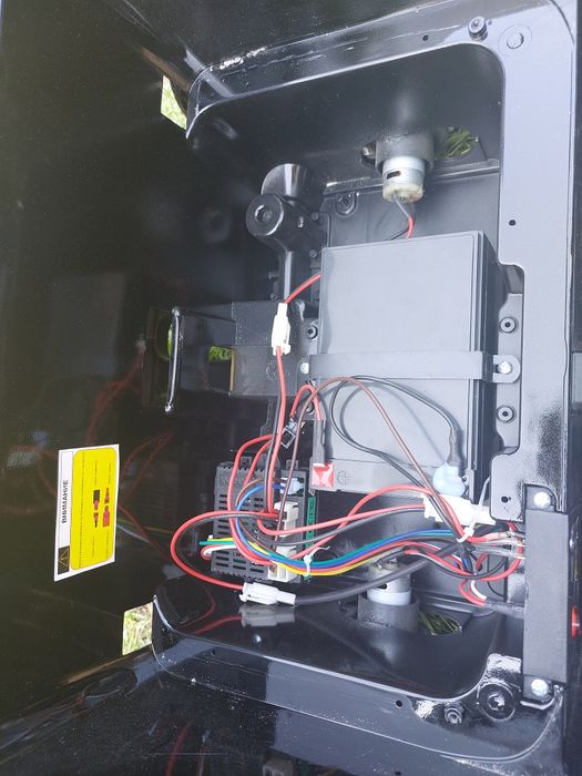 Акумулаторен джип