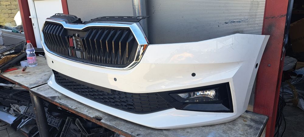Bara fata Skoda Fabia 4
