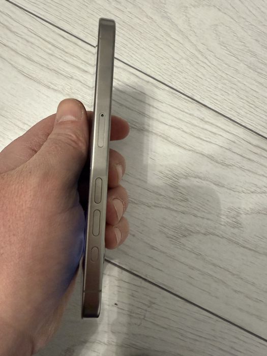 iPhone 15 Pro , Natural Titanium ,256 GB , ca NOU