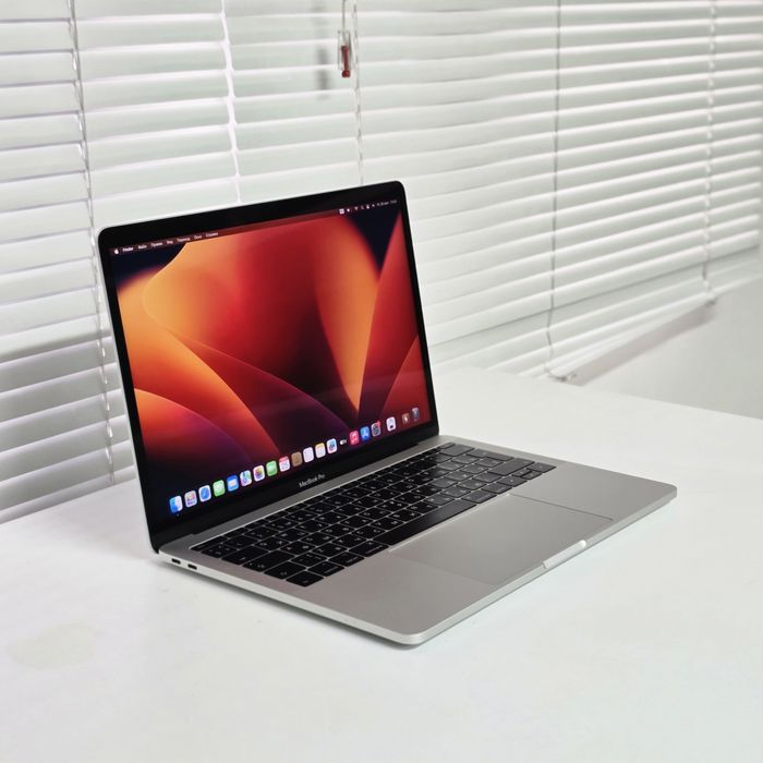Ноутбук MacBook Pro 2017