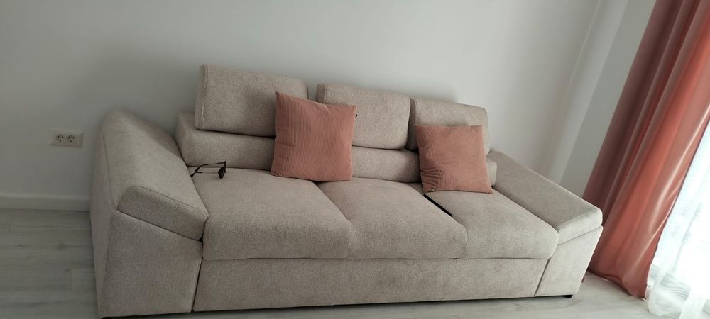 Închiriez apartament cu doua camere