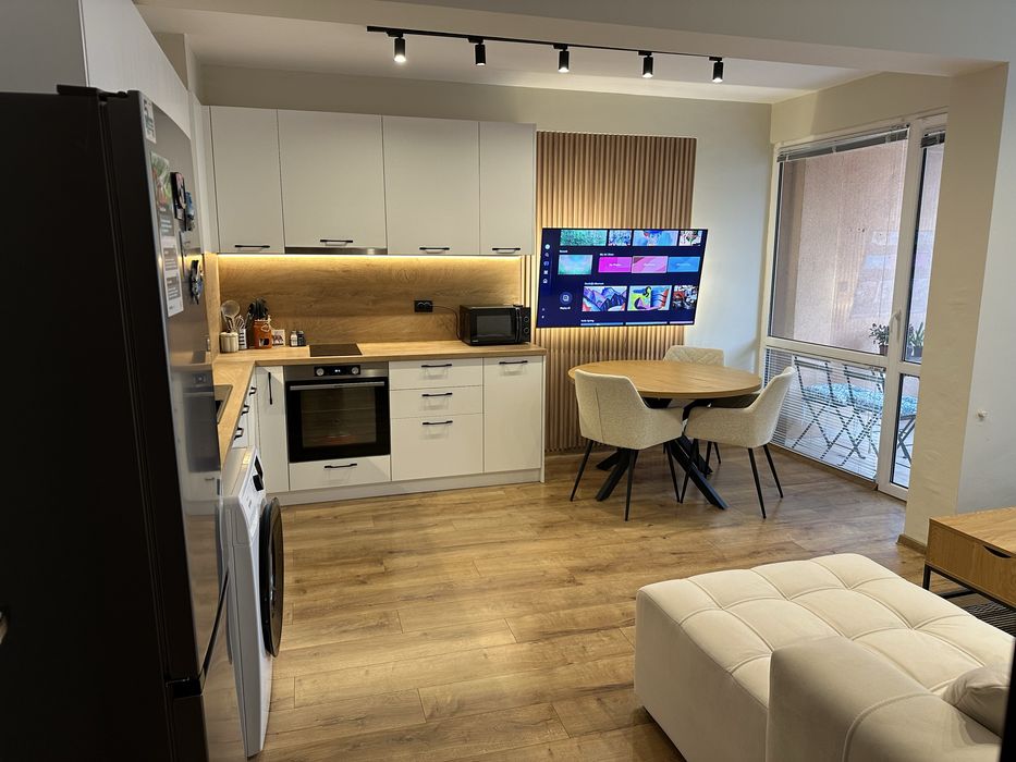 Тристаен Апартамент в кв. Кършияка