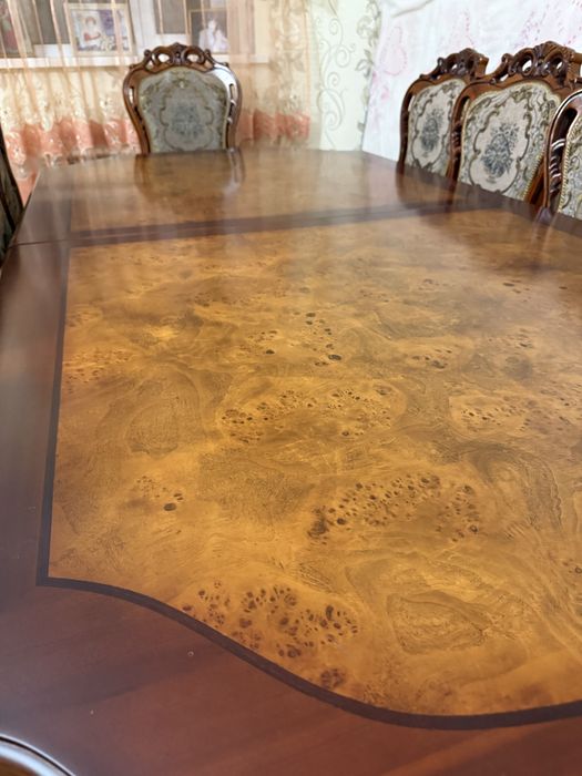 Обеденый стол со стульями (раздвижной)