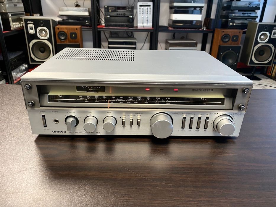 Vintage ресивър Onkyo