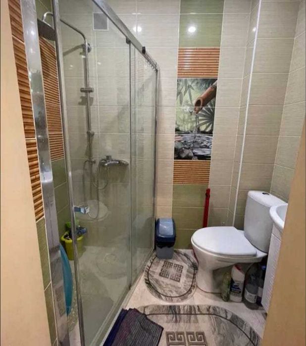 Просторный двухэтажный дом в отличном районе