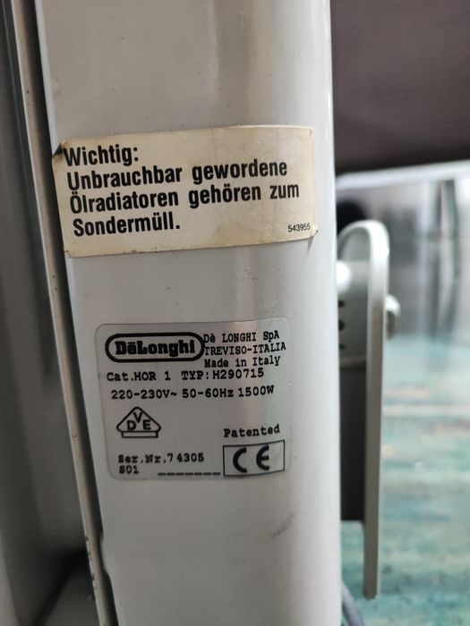 Calorifer electric pe ulei Delonghi 1500W, made in Italy, perfect functional