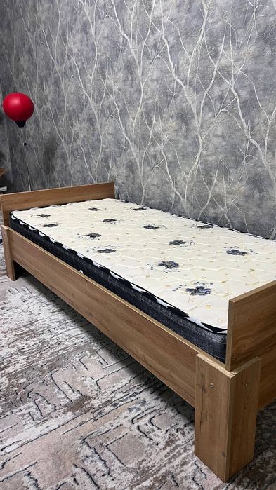 Кровать 2 шт почти новые