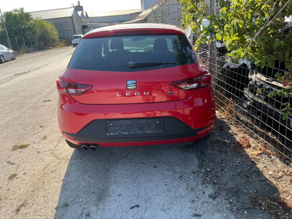 На части Seat Leon 5F  FR 1.4tsi 122 кс 1.4tfsi 2017год ръчка Сеат Леон Фр 92kw патерица отлично състояние н