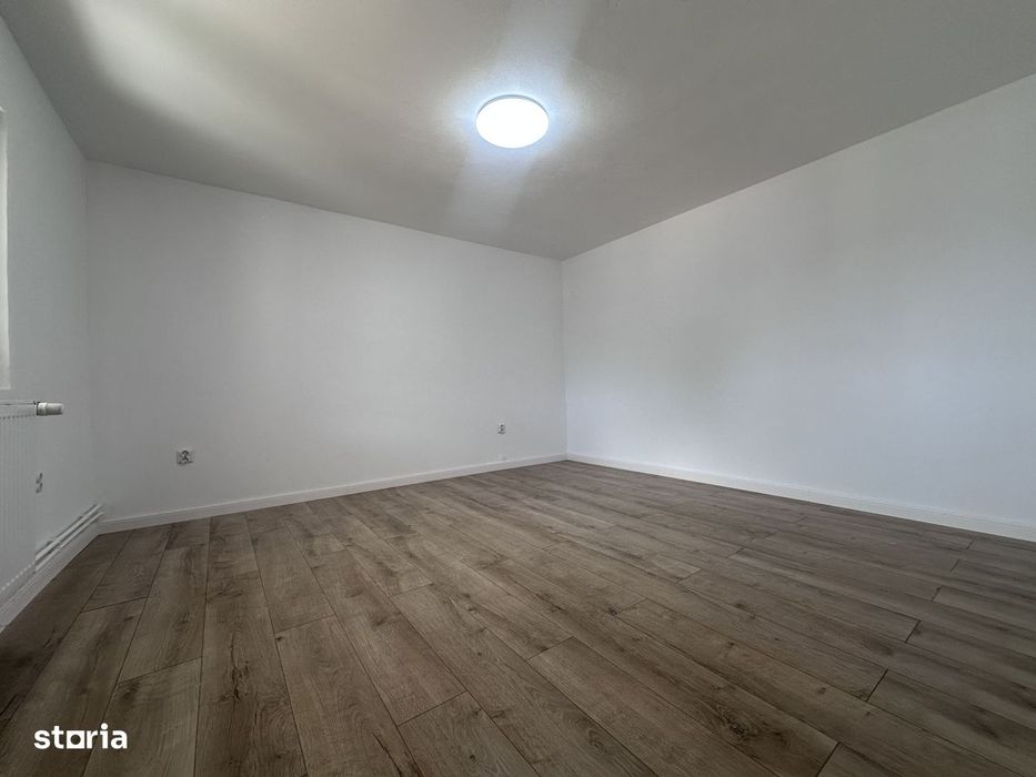 Între dealuri, viță de vie și liniște deplină! Vanzare casa in Prahova