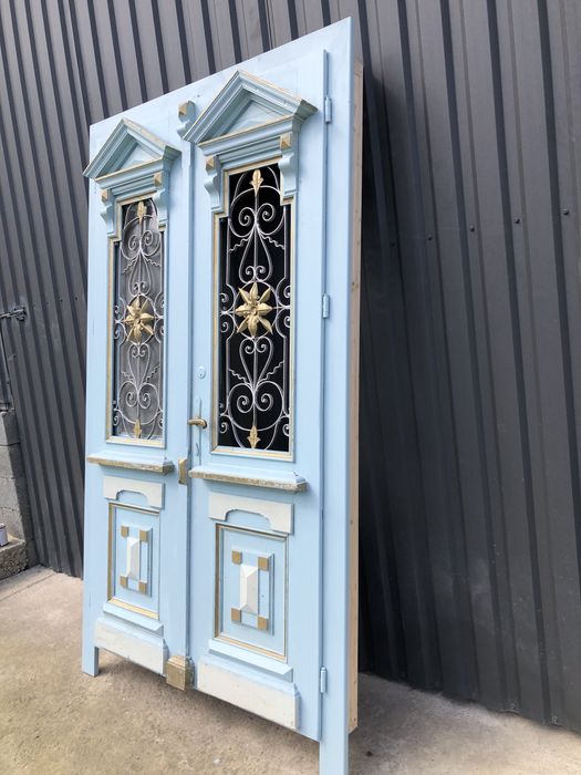 Uși vechi de colecție