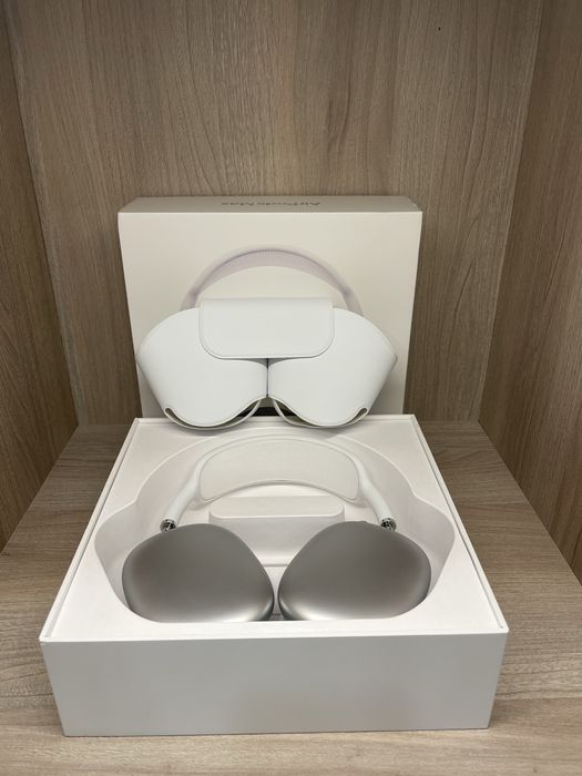 AirPods Max Silver