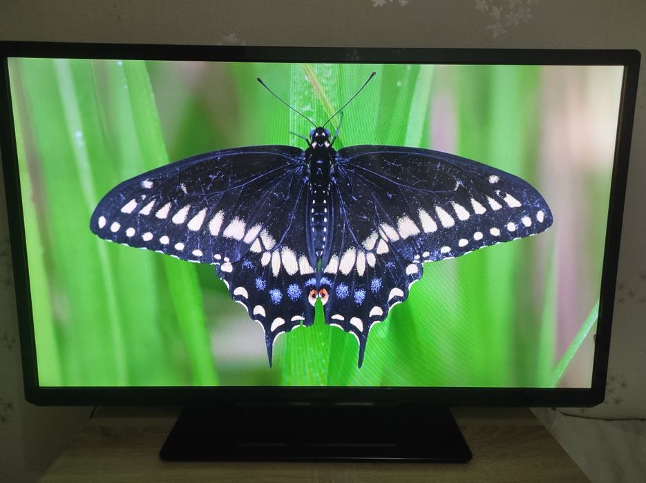 Лед Смарт телевизор Филипс 42PFL4307H/12