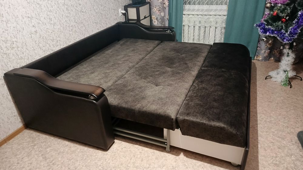 Продам диван 220000