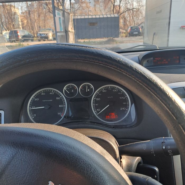 Режо307sw  се продава.