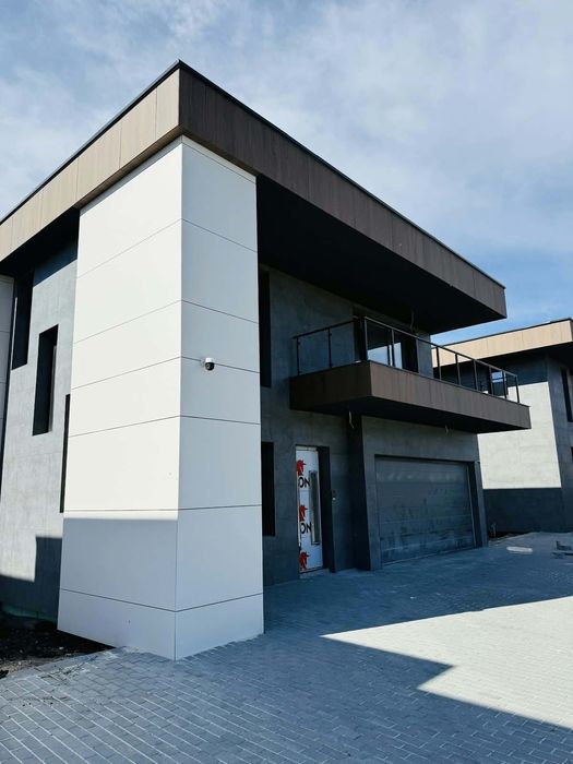 Продава се Къща в Бургас, Сарафово - 400 кв.м за 1200 €/кв.м - Снимка #5