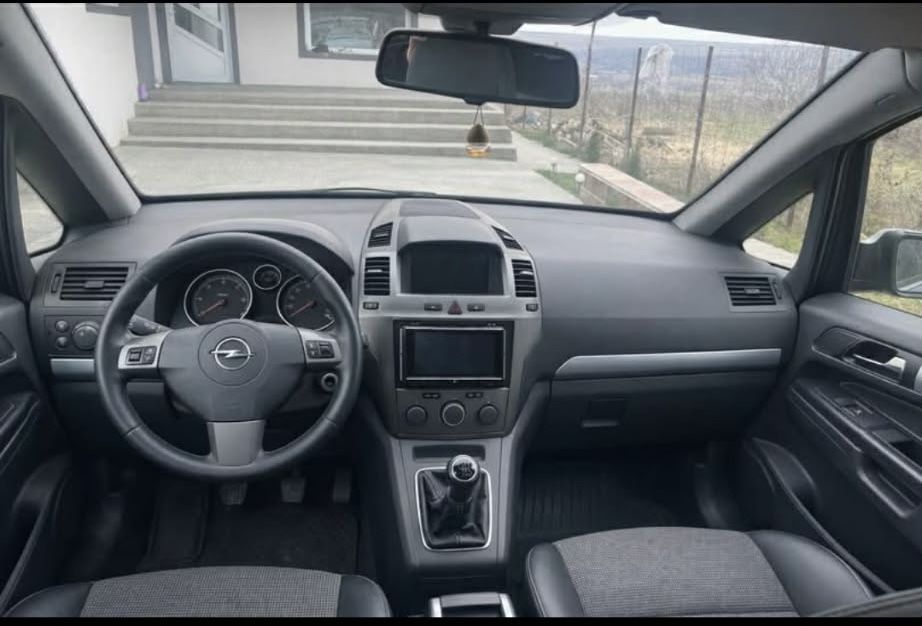 Opel zafira ,7 locuri