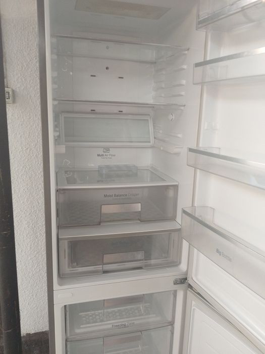 Холодильник LG 2м