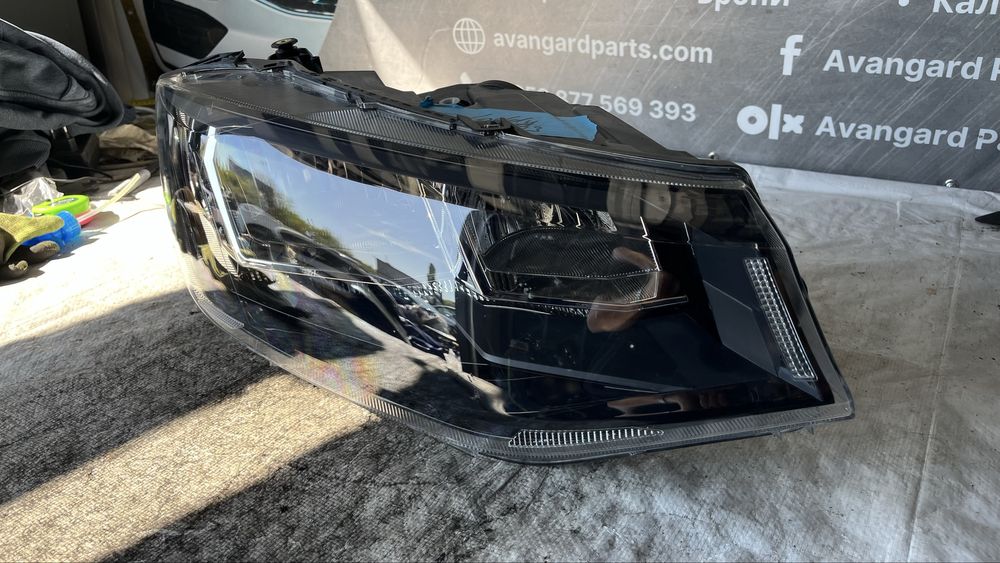 2 броя Десен фар VW Caddy 2018-