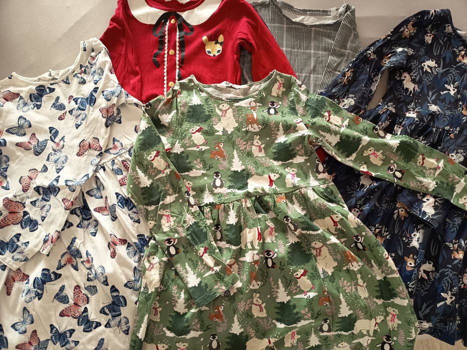 Два лота роклички за момичета