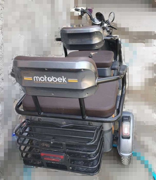 Skuter motobek 3 kishilik