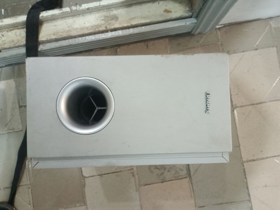 Продам буфер, Елемент