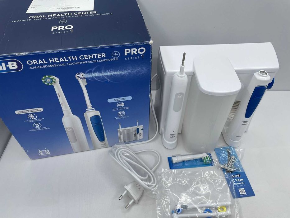 Set periuta de dinti electrica si irigator bucal ORAL-B Oral