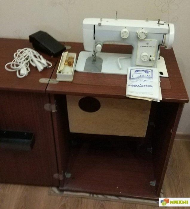 Продаётся Швейная машина чайка