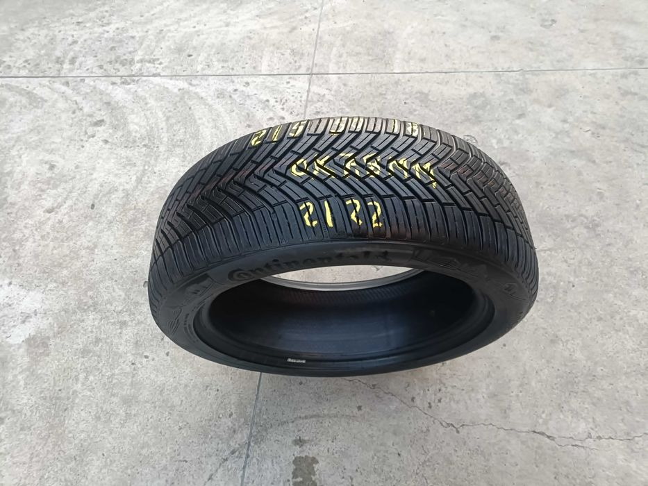 O anvelopa 215 50 18 Continental AllSeason profil 7,8 mm dot 2022