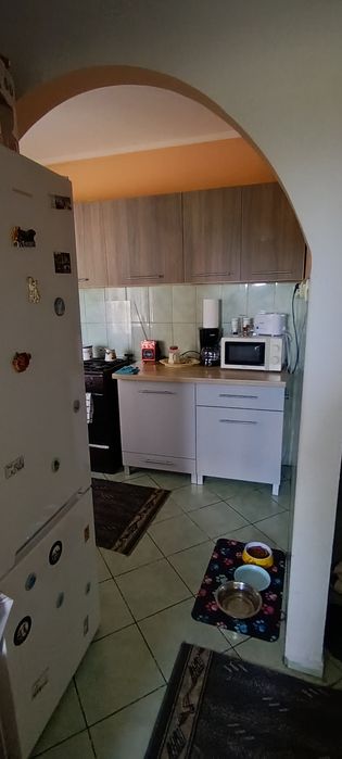 Apartament cu 2 camere de vanzare contact: 0754982122