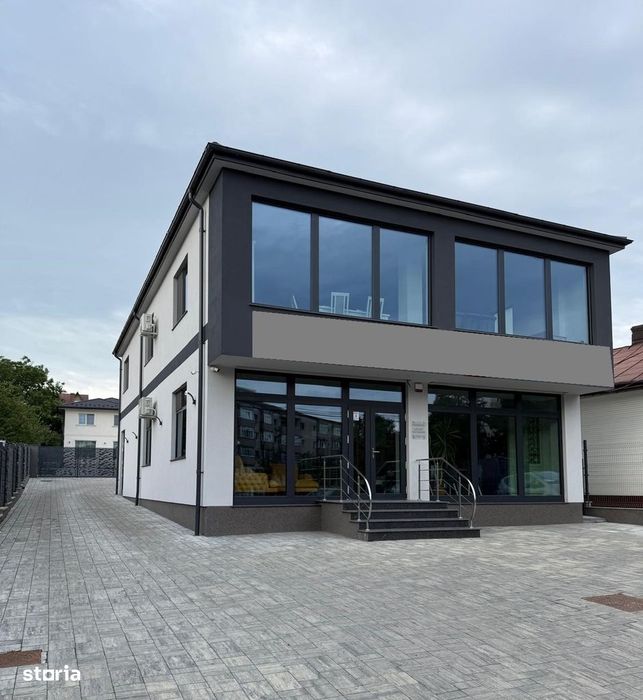 300 mp - Spatiu comercial central Burdujeni.