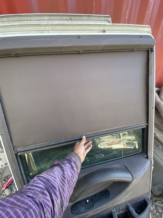 Дверь Рено магнум