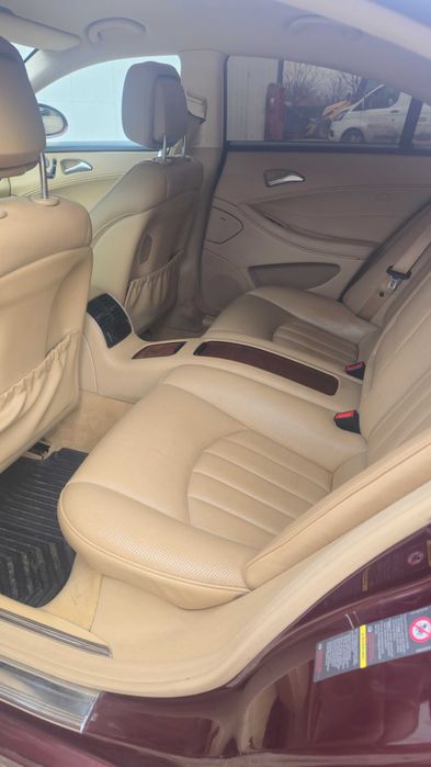 Pretul este usor negociabil