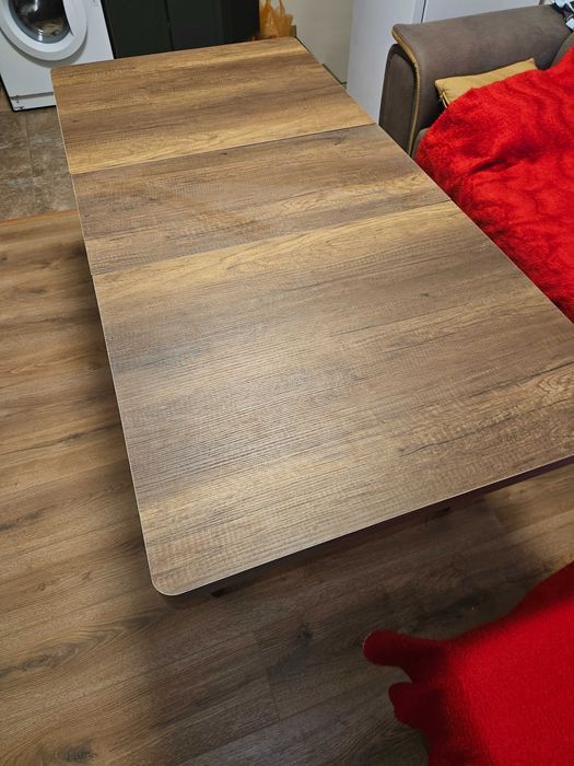 Разтегателна маса