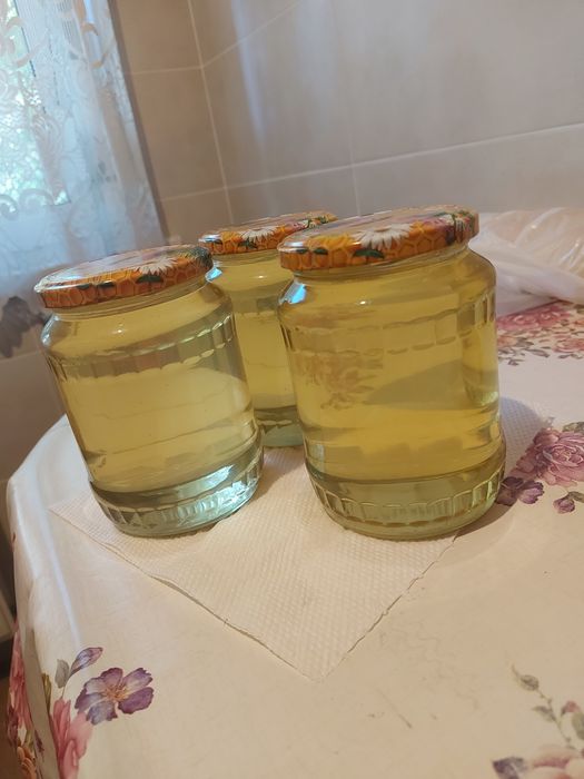 Vând miere de albine